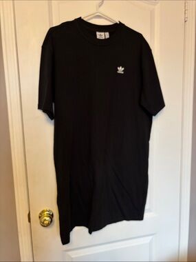 adidas Black Short Sleeve Trefoil Tee